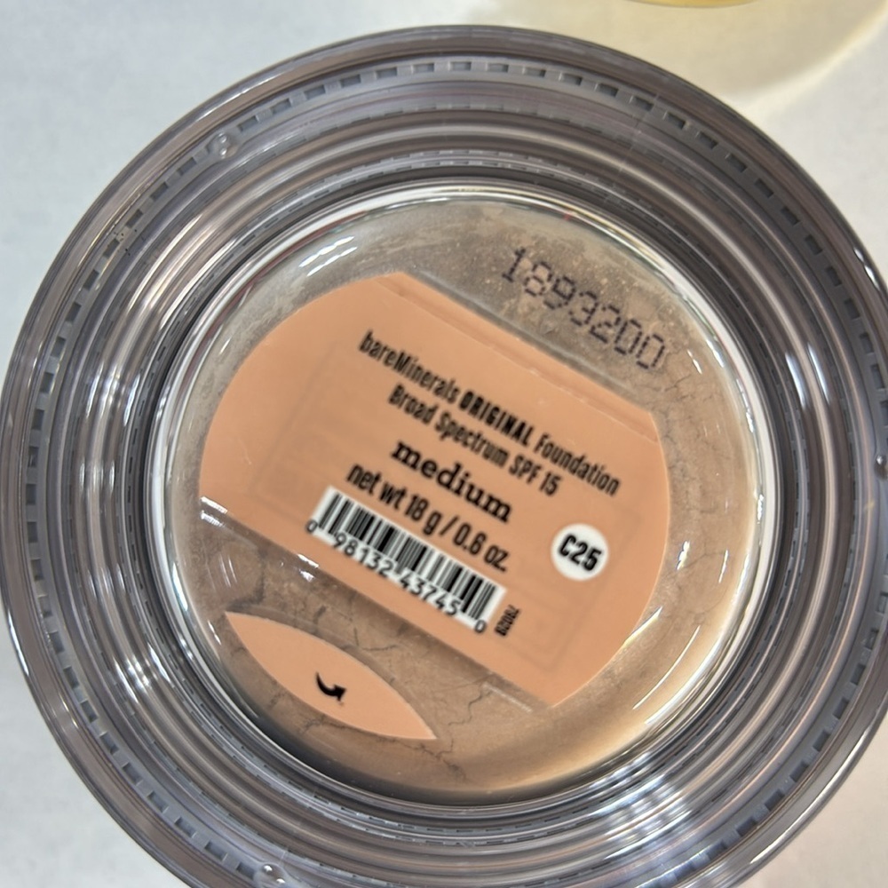 Bare Minerals Deluxe Original Foundation and Mirror Compact new in box medium - Picture 14 of 15